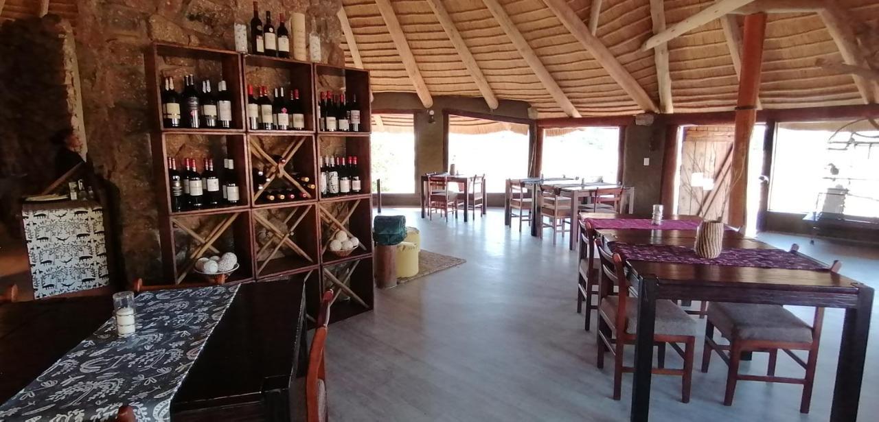 Ondudu Safari Lodge 奥马鲁鲁 外观 照片