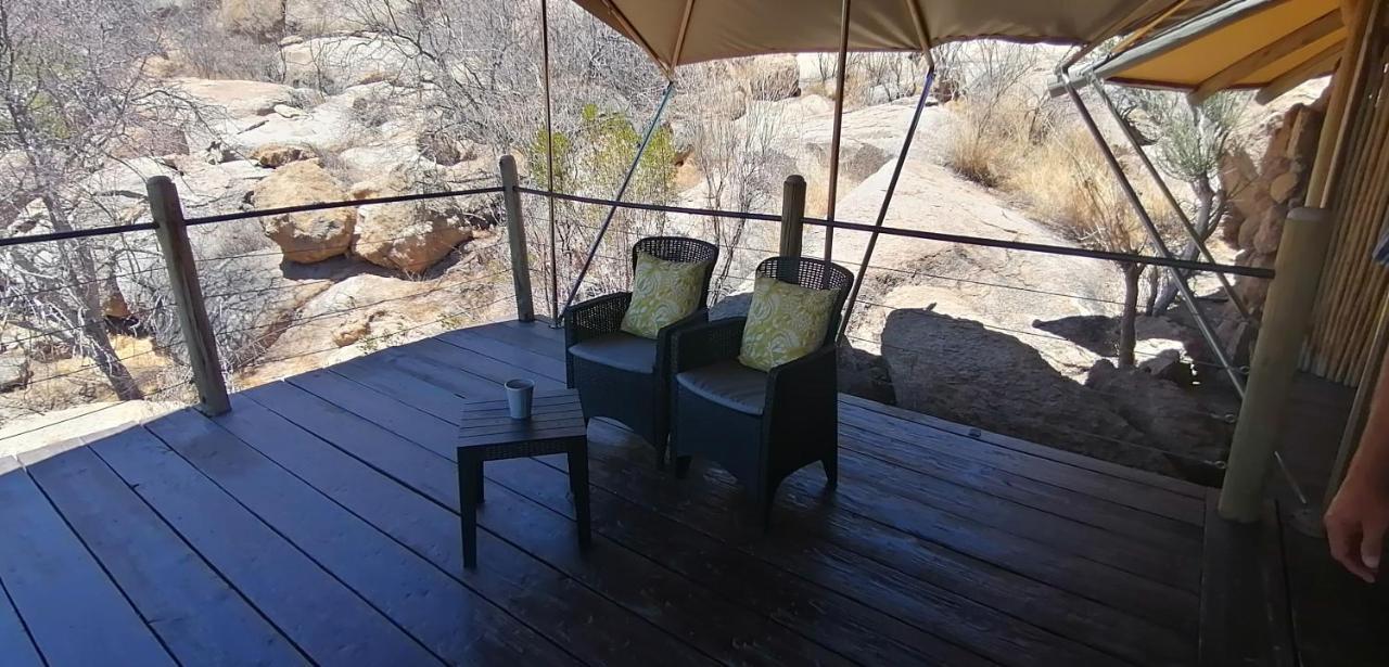 Ondudu Safari Lodge 奥马鲁鲁 外观 照片