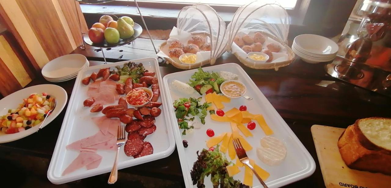 Ondudu Safari Lodge 奥马鲁鲁 外观 照片