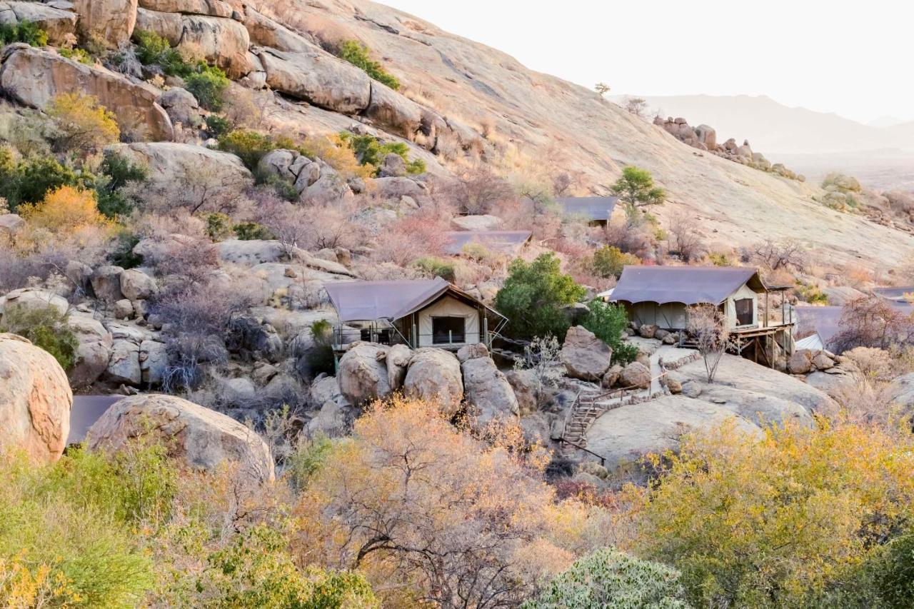 Ondudu Safari Lodge 奥马鲁鲁 外观 照片