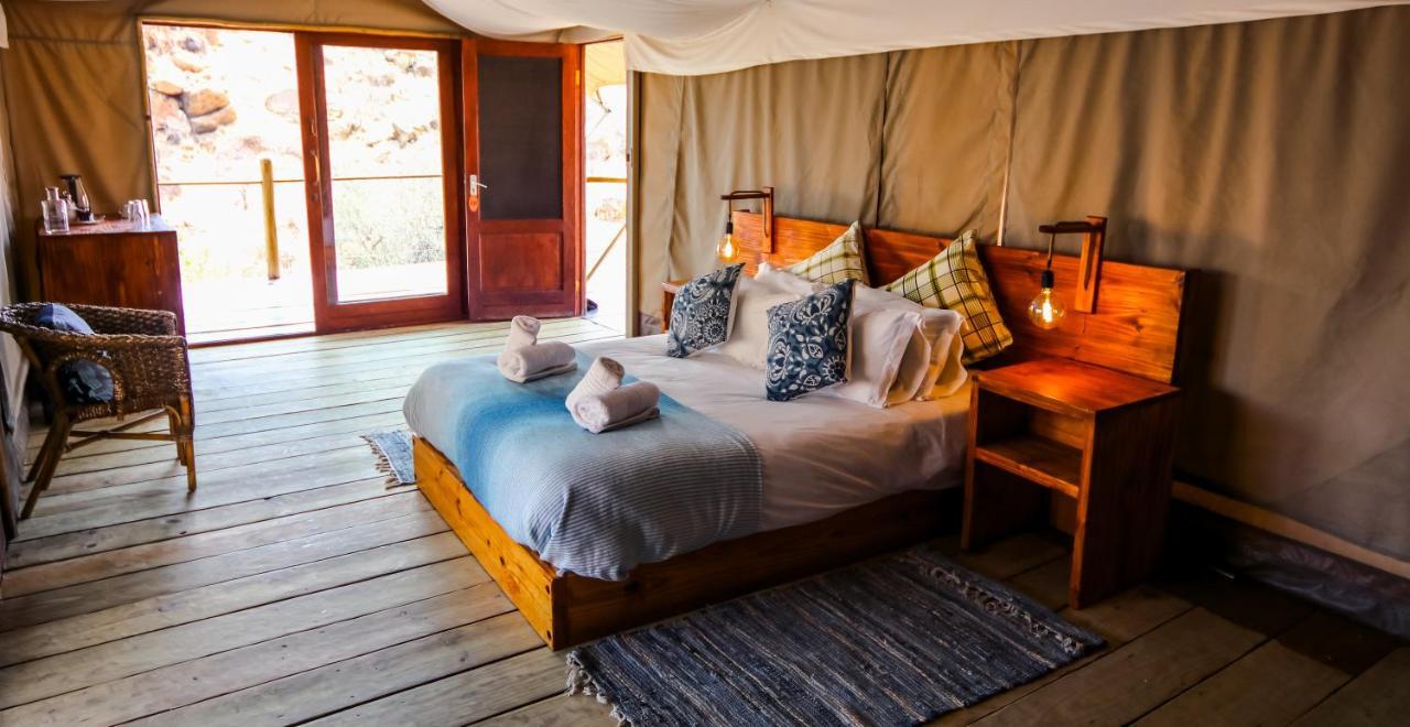 Ondudu Safari Lodge 奥马鲁鲁 外观 照片