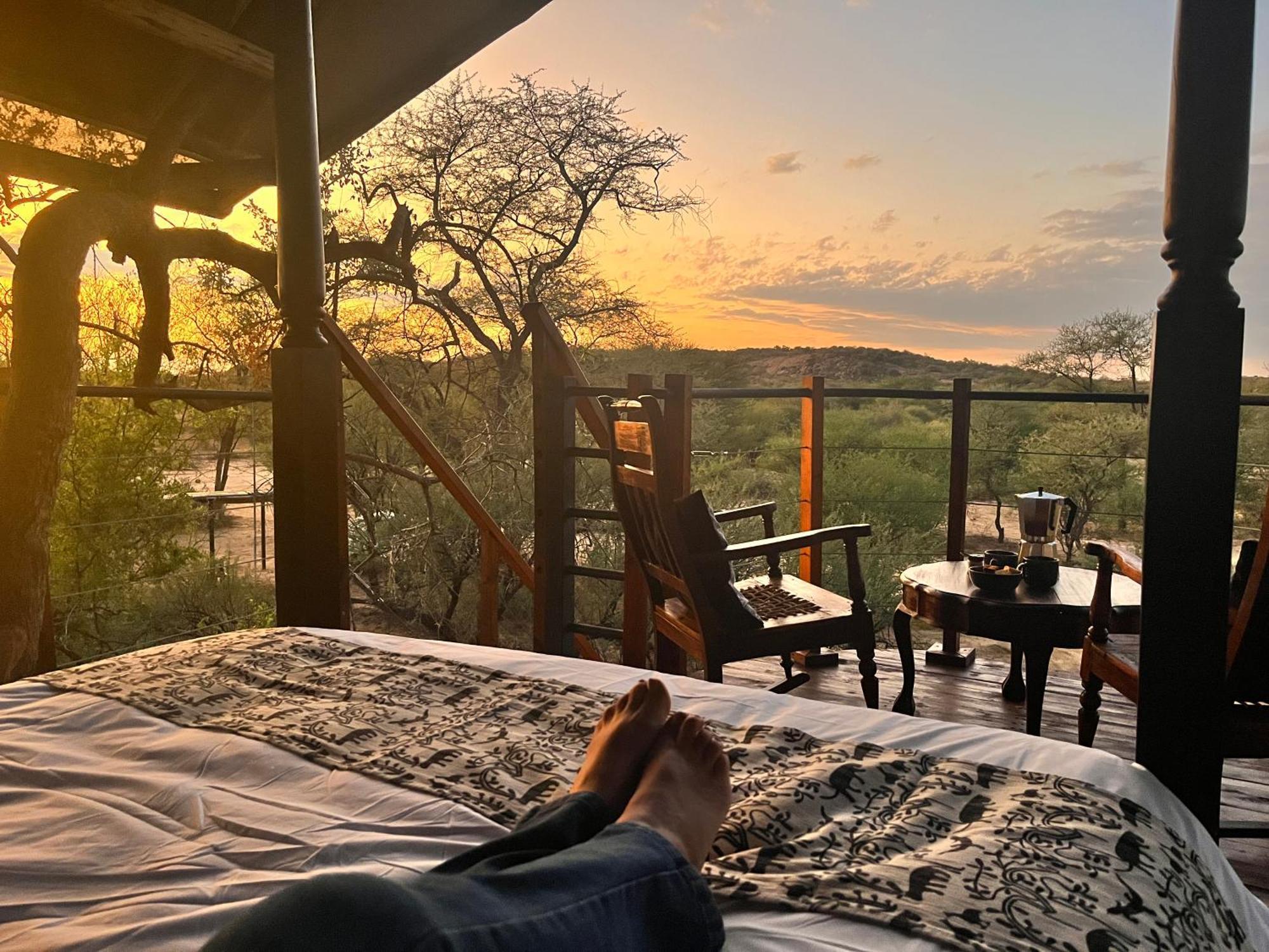Ondudu Safari Lodge 奥马鲁鲁 外观 照片